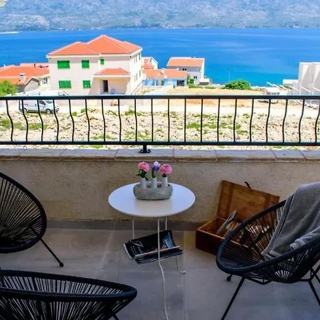 Family-friendly With Swimming Pool Razanac, Zadar - 22306 Lejlighed
