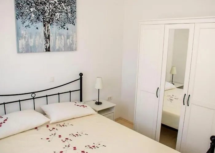 Family-friendly With Swimming Pool Razanac, Zadar - 22306 Апартаменты *