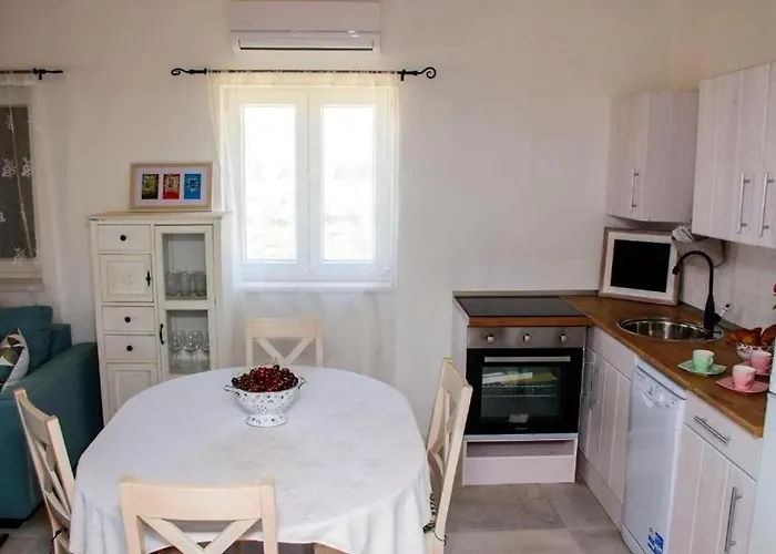 Family-friendly With Swimming Pool Razanac, Zadar - 22306 Daire *