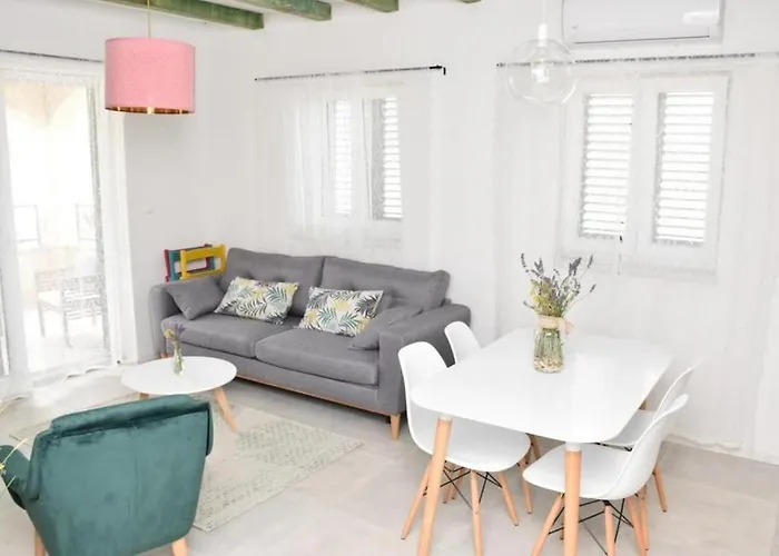 Family-friendly With Swimming Pool Razanac, Zadar - 22306 Daire *