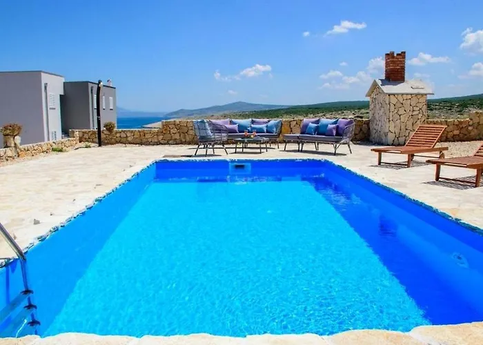 Family-friendly With Swimming Pool Razanac, Zadar - 22306 * Ražanac