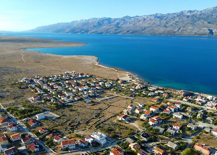 Family-friendly With Swimming Pool Razanac, Zadar - 22306 Daire